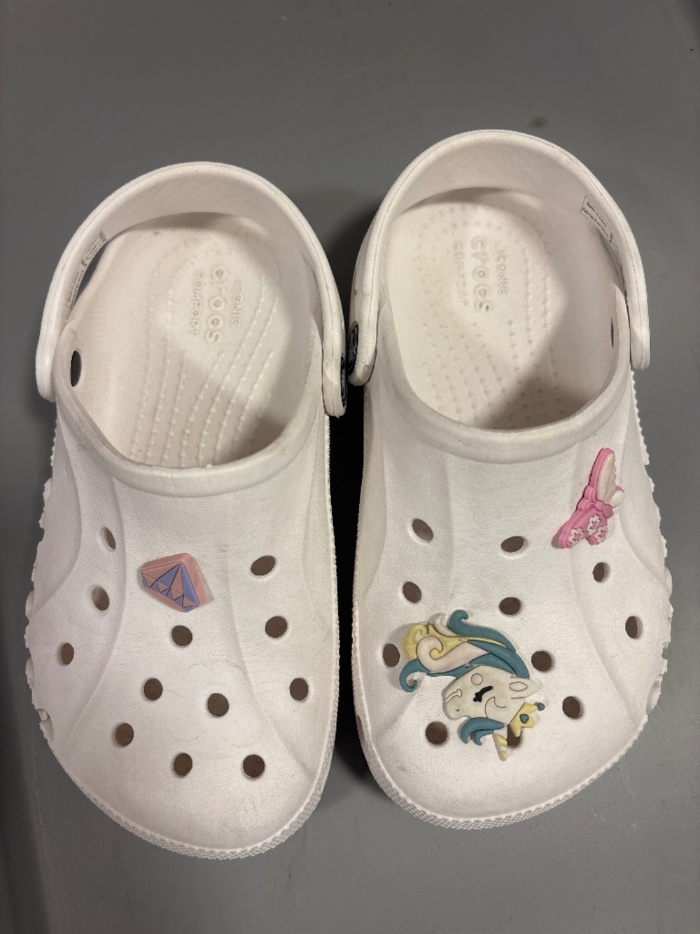 Crocs J1